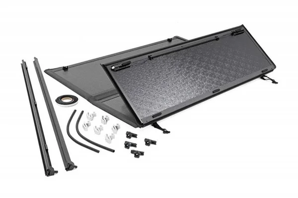 Rough Country Ram Low Profile Hard Tri-Fold Tonneau Cover - 47320650