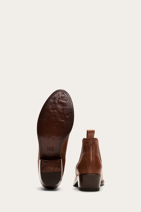 Frye Carson Chelsea in Cognac, Women's Size 5.5