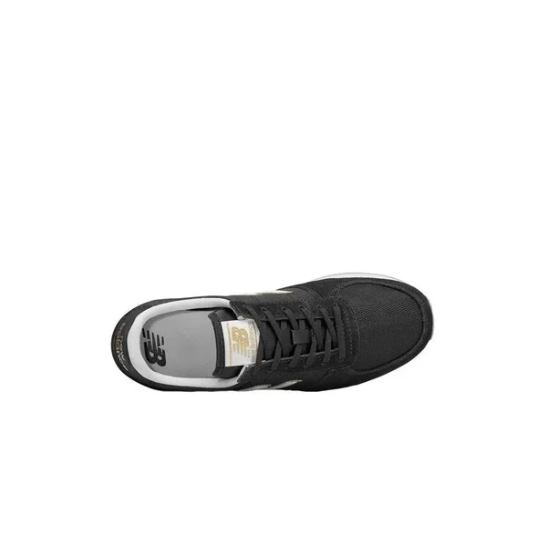 New Balance Women's 220 V1 Sneaker
