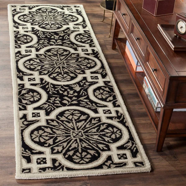Safavieh Martha Stewart MSR4551A Vermillon 4& Round Area Rug