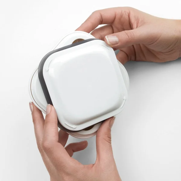 OXO Good Grips Pop Container Small Square (1.5 qt)