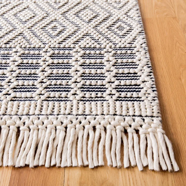 Safavieh Natura Rug Collection NAT852N - Ivory - Navy - 3& x 5&