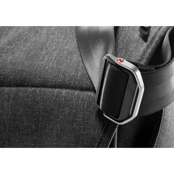 Peak Design - Everyday Charcoal 13in Messenger Bag