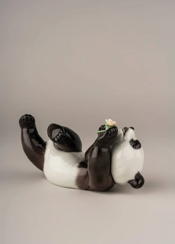 Lladro A Joyful Panda Porcelain Figurine, 5.12in x 2.76in