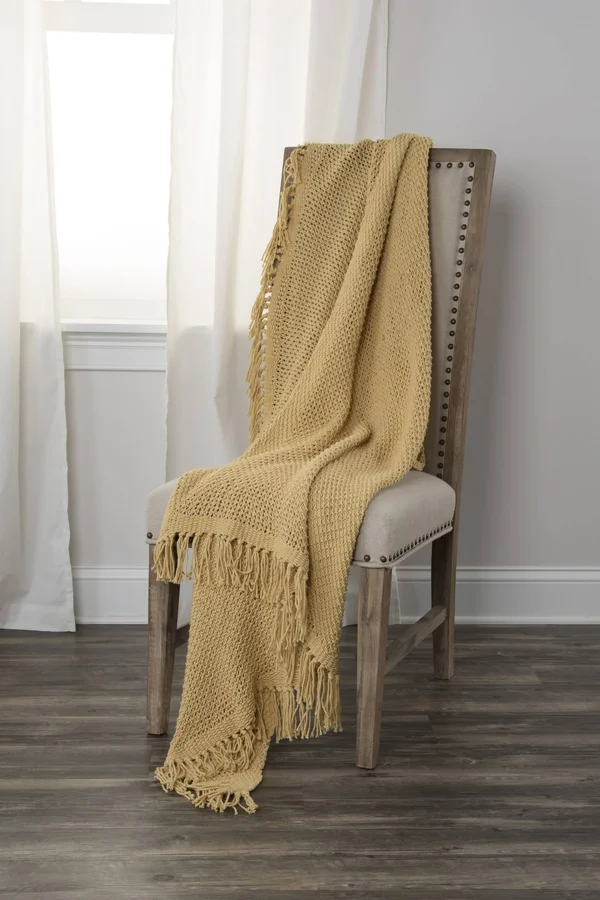 Rizzy Home 50x22 x 60x22 Throw- TH0431