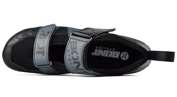 Riot TR+ Black/Charcoal 44 - 9.5, Asian Fit