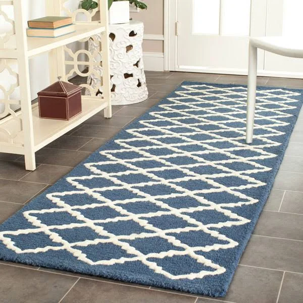 Safavieh Cambridge Navy & Ivory 2&-6x22 x 8& Rug