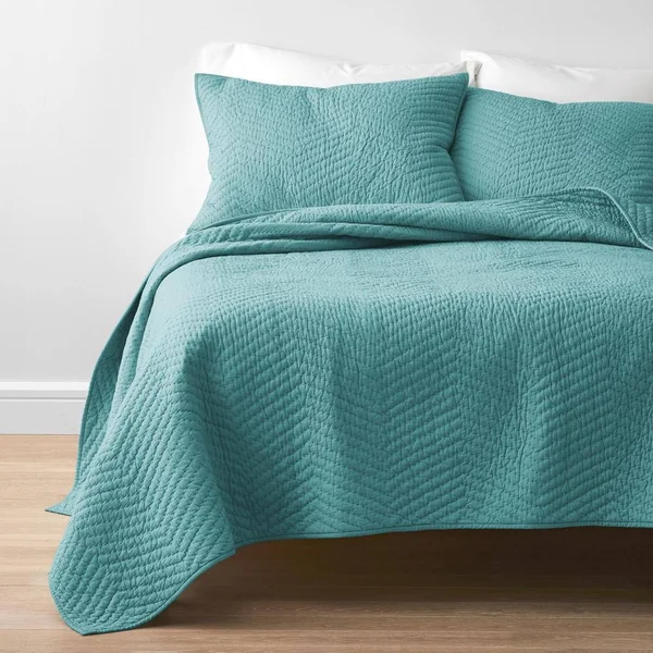 The Company Store Company Cotton Aqua Solid Full/Queen Quilt - Blue