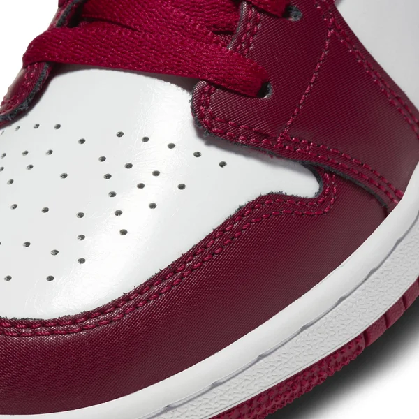 Air Jordan 1 Low (GS) &Noble Red& Shoes - Size 5Y