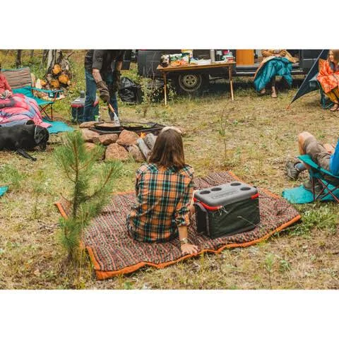 Kelty Cordavan Blanket - Gingerbread/Triangles