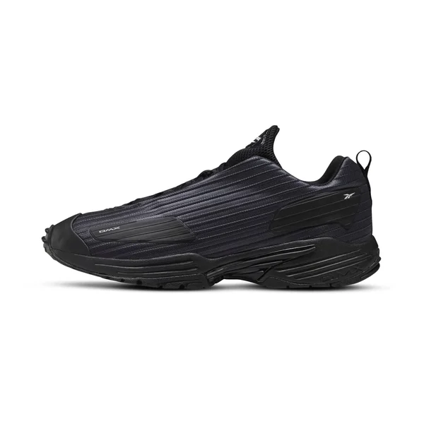 Reebok DMX Thrill in Black - Size 9.5