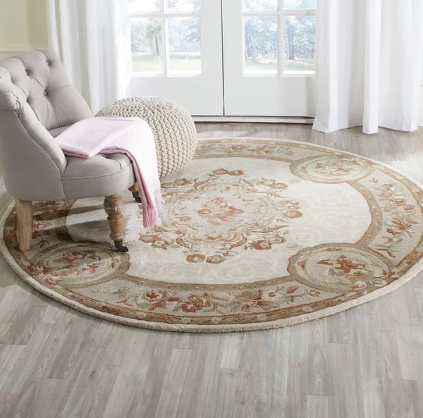 Safavieh Empire EM414C 7&6x22 x 9&6x22 Ivory, Light Grey Area Rug