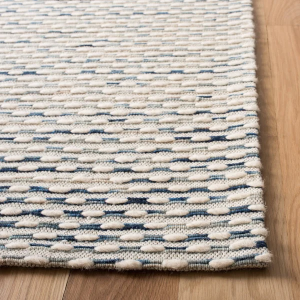 Safavieh 6& x 9& Marbella Marbella Beige Rug