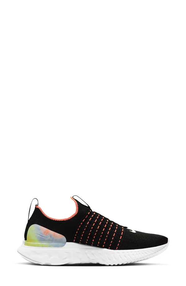 Nike React Phantom Run Flyknit 2 Black Women's Running Shoes, Size: 6