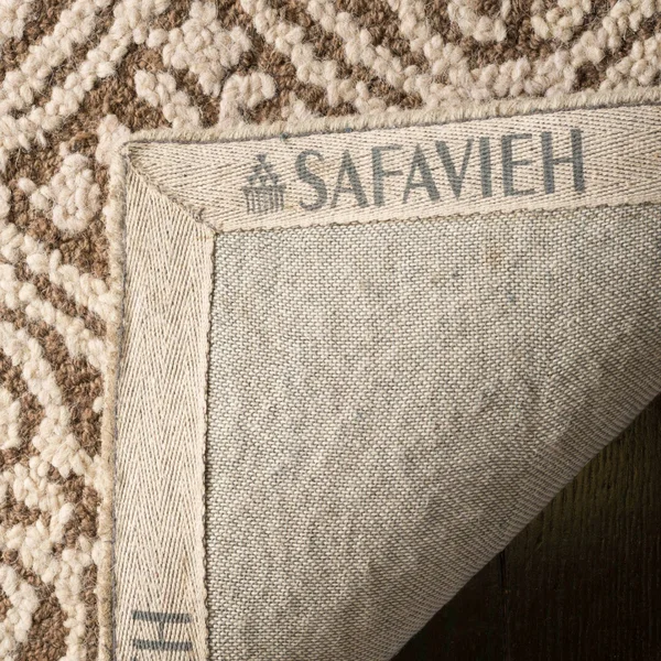 Safavieh CAM232A Cambridge Area Rug, Brown, White: 5-ft x 8-ft