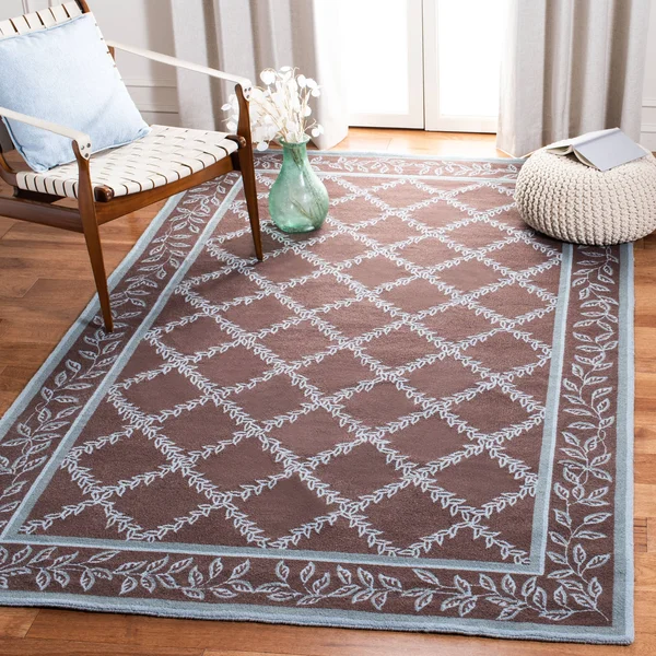 Safavieh Chelsea Yellow - Grey Area Rug; 6& x 9&