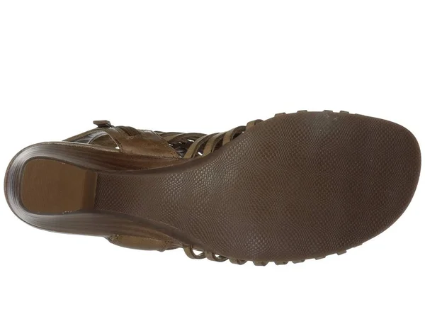 Bella Vita Pacey 6.5 Women's Camel