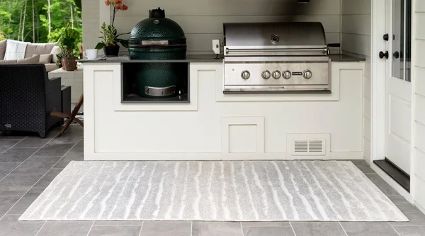 Sabrina Soto Ola Outdoor Rug (5& x 8& - Grey/Beige) - Gray, Unique Loom