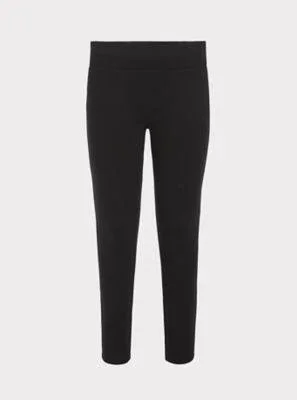 Plus Size Skinny Ponte Slim Fix Pull-On Pixie Pant in Black, Size 5X Tall by Torrid
