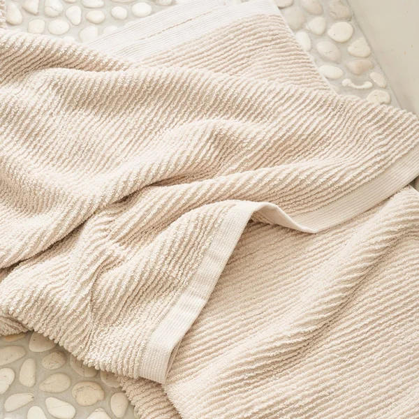 Matouk Aman Bath Towel - White