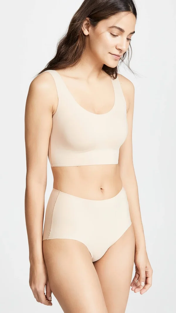 Calvin Klein Invisibles Lightly Lined Scoop Neck Bralette, Bare (QF4782) S