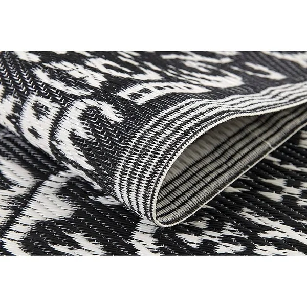 Lightweight Indoor Outdoor Reversible Plastic Area Rug - Medallion Oriental Design (Medallion-Black-White 6 x 9)