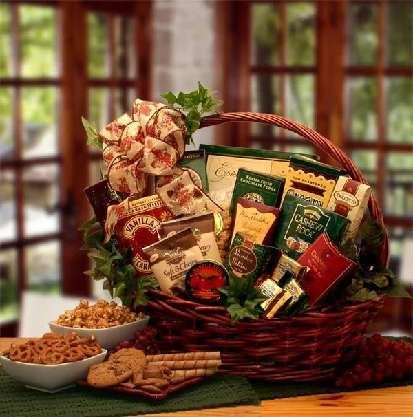 Sweets &n Treats Gift Basket - Small