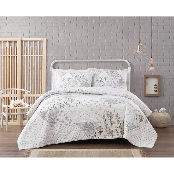 Cottage Classics Kamala Floral Cotton King Quilt Set