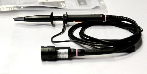 Instek GDS-1072A-U 70 MHz Digital Storage Oscilloscope