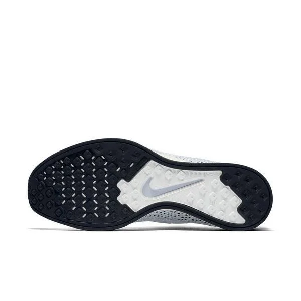 Nike Flyknit Racer White/White Size 11.5 - Mens