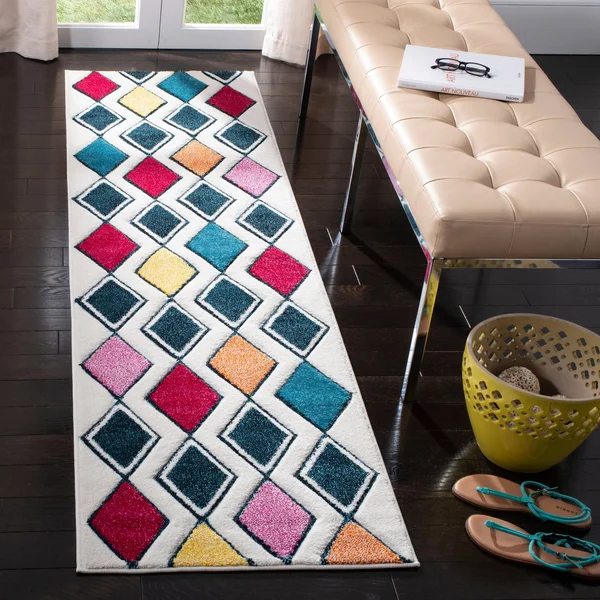 Safavieh Hollywood HLW704B 5&3x22 x 7&6x22 Ivory - Peacock Blue Area Rug