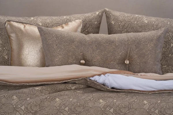 F Scott Fitzgerald Garden Party Bronze Luxury Bedding Set, Size: Full, Brown