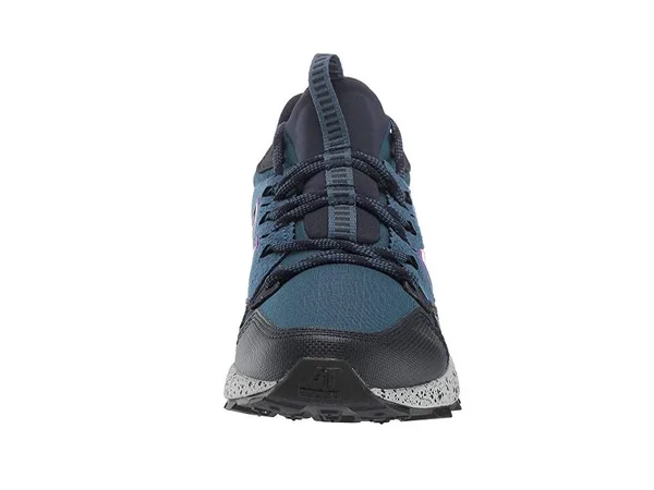 New Balance Fresh Foam Crag Trail Women's Running Shoes : 9.5 B