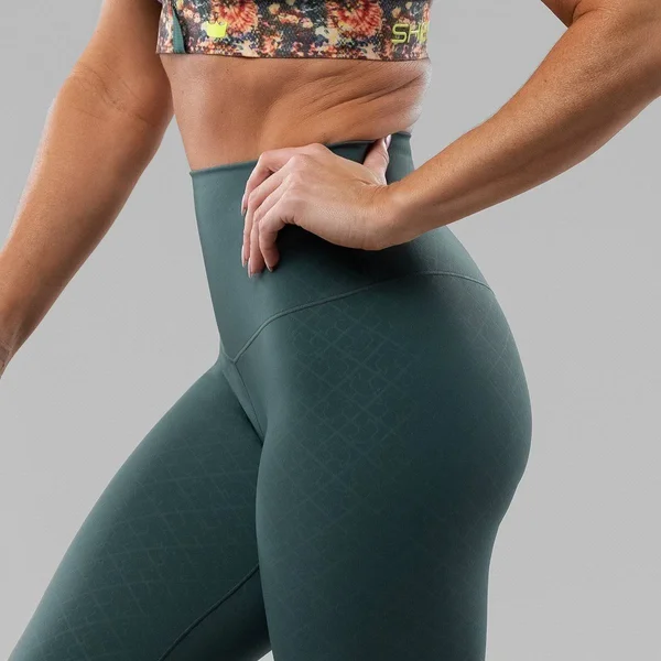 SHEFIT Boss Leggings Size Small - Conquer, Nylon/ Spandex